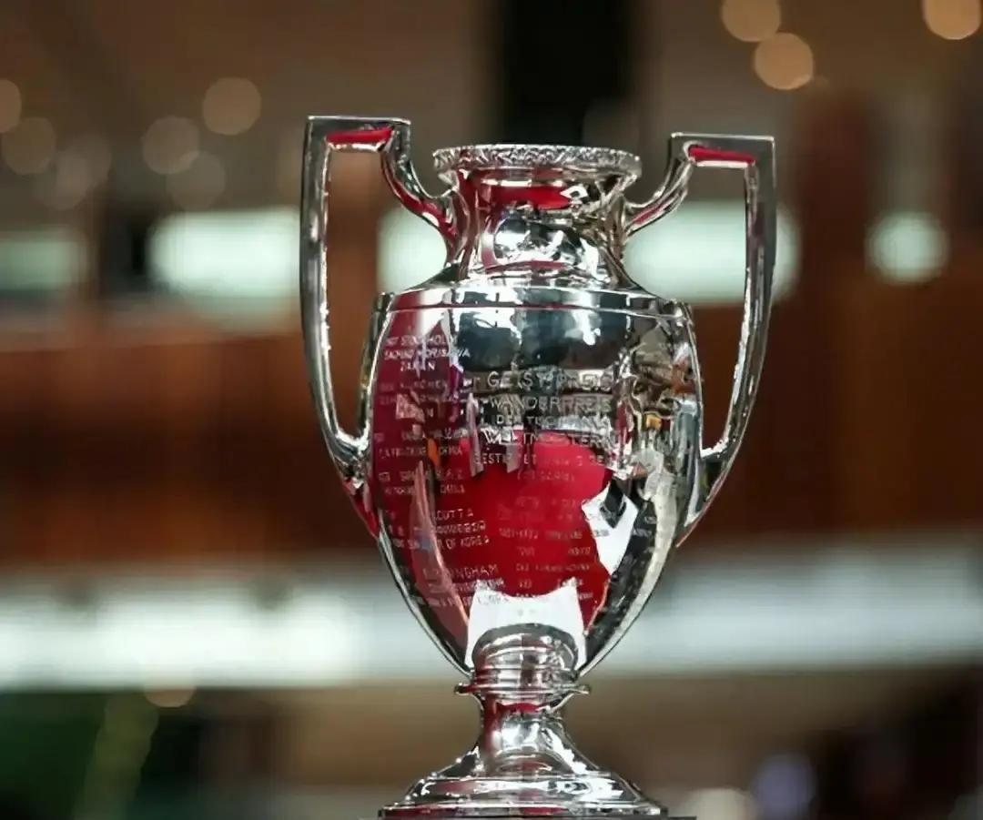 澳门世界杯冠军悬念拉满！孙颖莎王曼昱终极对决太炸了
谁能想到澳门世界杯打到决赛，