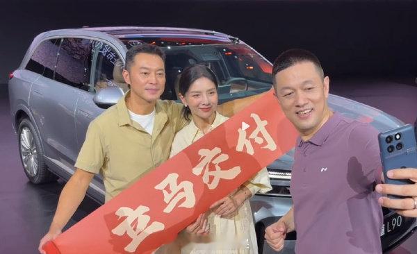 胡可说这件大事必须听沙溢的 沙溢提到，家里的大事向来自己做主，只是一直没遇到合适