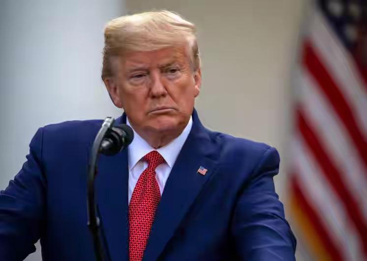 无视美国禁令，继续向中国交付光刻机！合作共赢大于一己私利​
 
美国主导的半导体