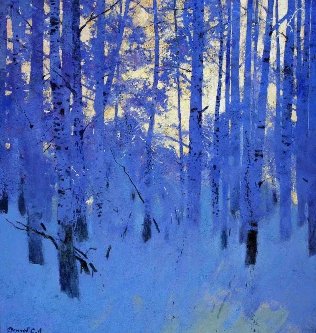 画家谢尔盖·丹切夫的旷野山林，朝暮流转。

寒林覆雪映清光，
暮染长川落夕阳。