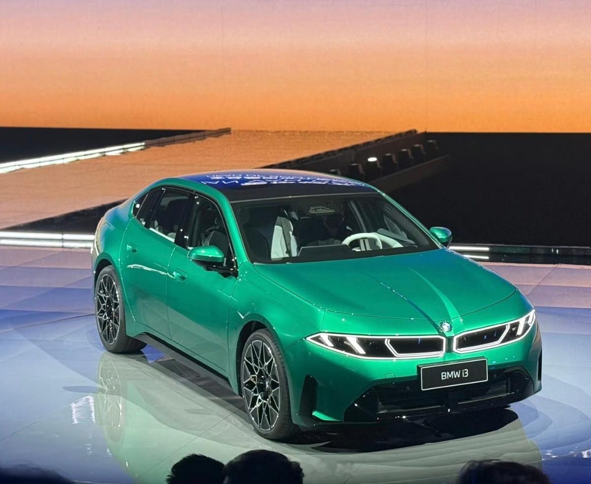 新世代宝马前瞻设计，一眼宝马这前脸设计，你打几分？ 