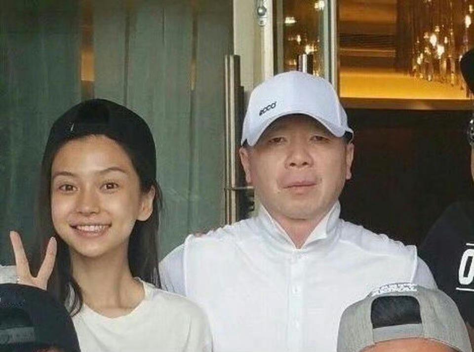 baby的素颜 女明星的素颜也不抗打 ​​​