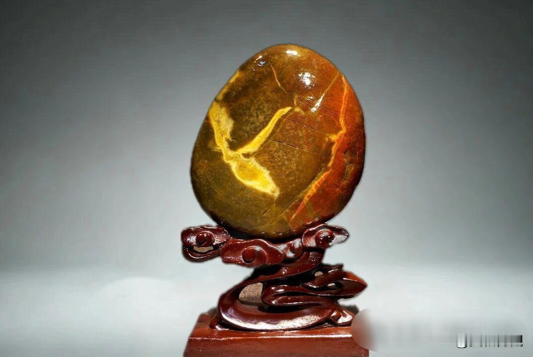 赏石 品佳作