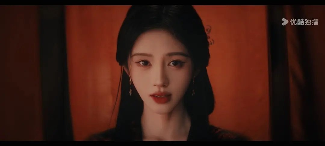 鞠婧祎陈都灵大正面对比谁赢了 