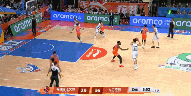 赵继伟就是辽宁的基本盘！

第二节中段随着赵继伟三分命中，辽宁队轰出一波13：0