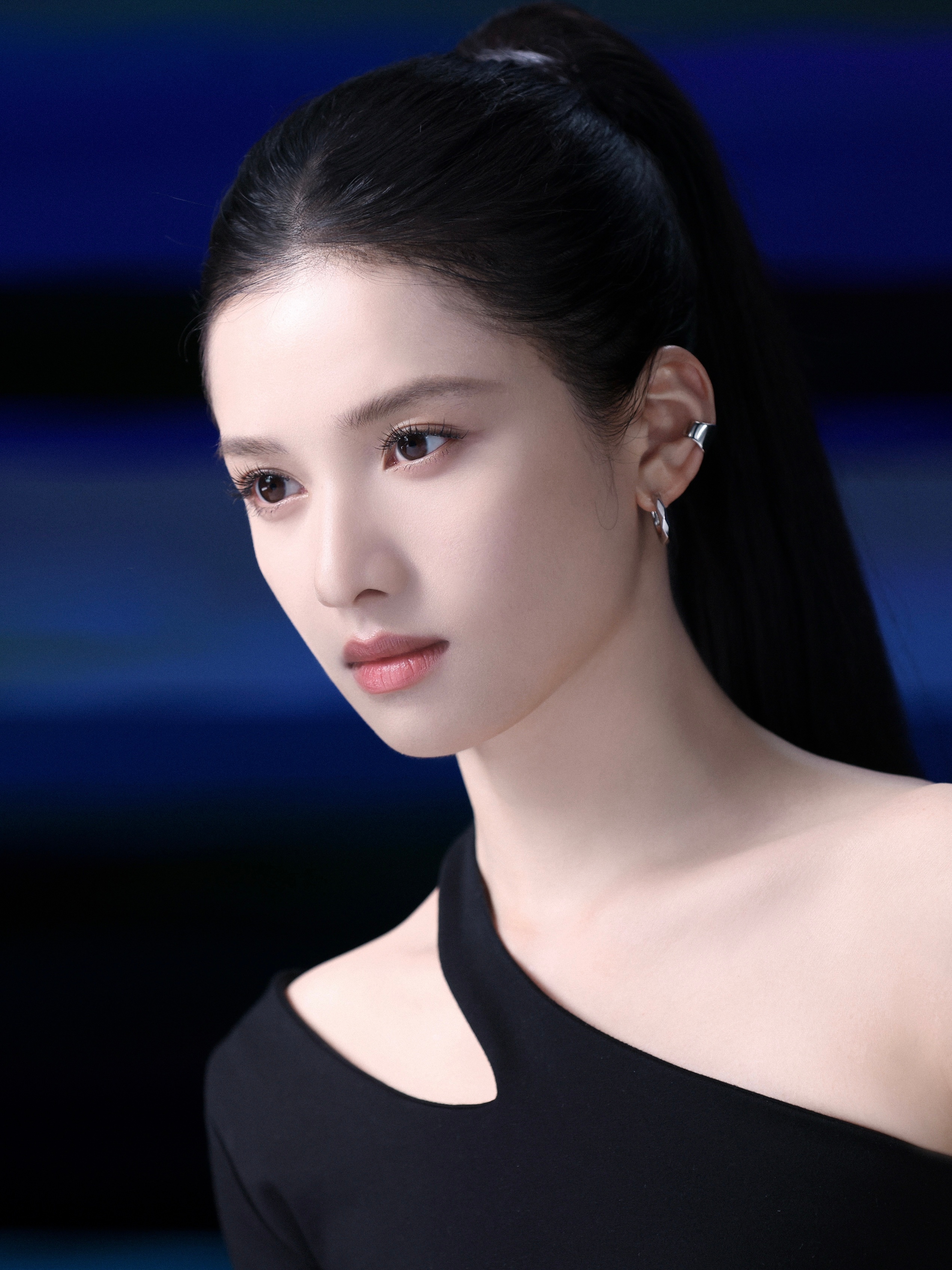 我单方面封张婧仪为大光明贴头皮之神 ​​​