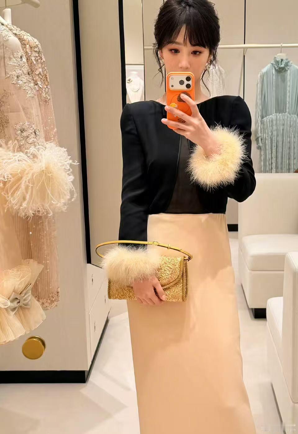 杨紫晒被抓包的自拍杨紫晒了被抓包的自拍 杨紫晒被抓包的自拍 