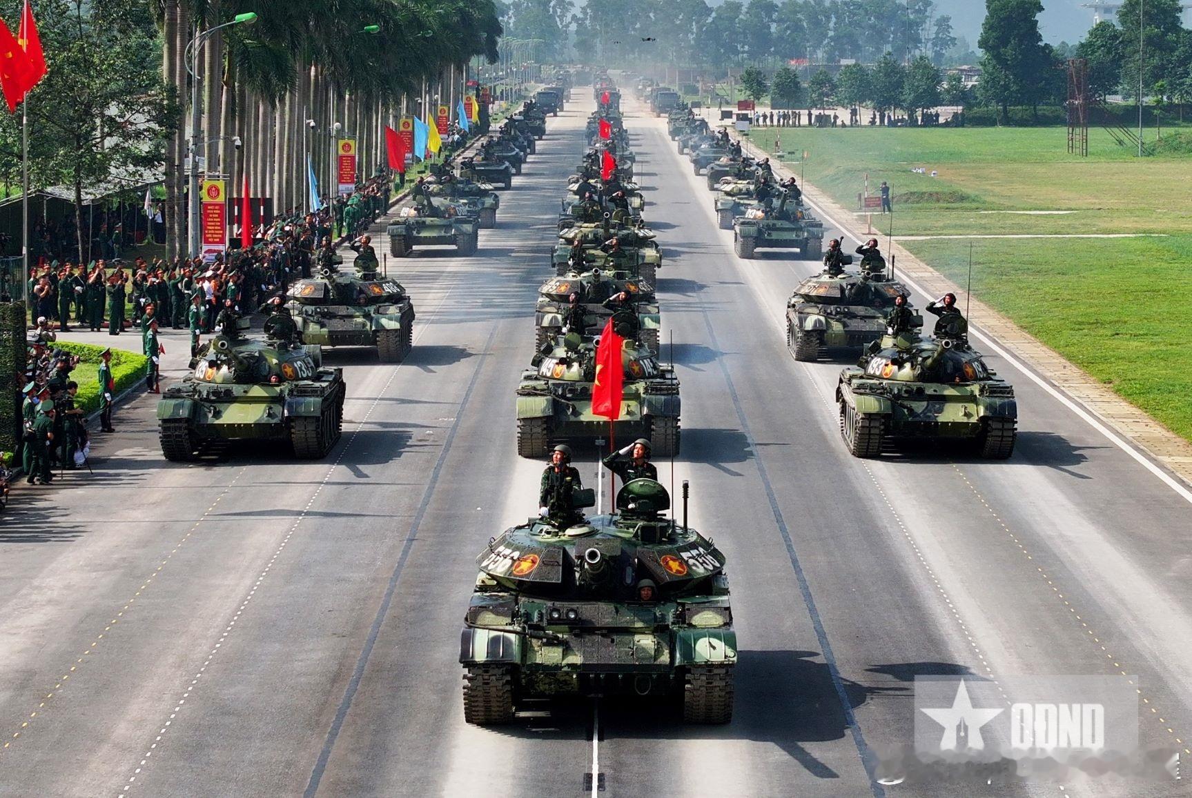 2025年7月17日越南为庆祝八月革命胜利暨九·二国庆80周年，越南人民军现代装