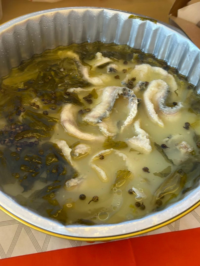 我不管甲流了。我要吃酸菜鱼。 