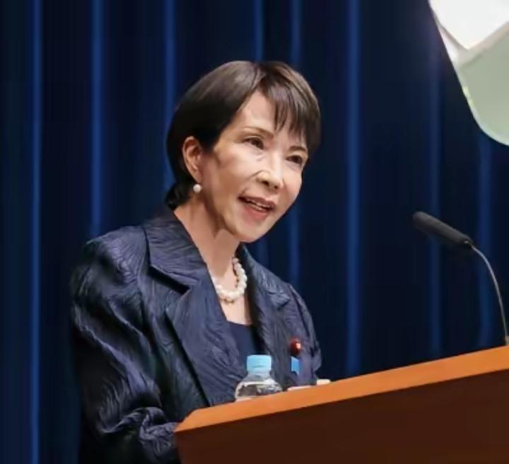 日本首相高市早苗今天发文说：“今日13时，在收到俄罗斯总统普京访问择捉岛的相关消
