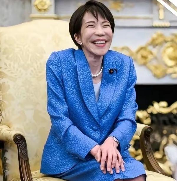 日本明明是二战战败国，被和平宪法捆了这么多年，综合国力跟中国不在一个量级上，为啥