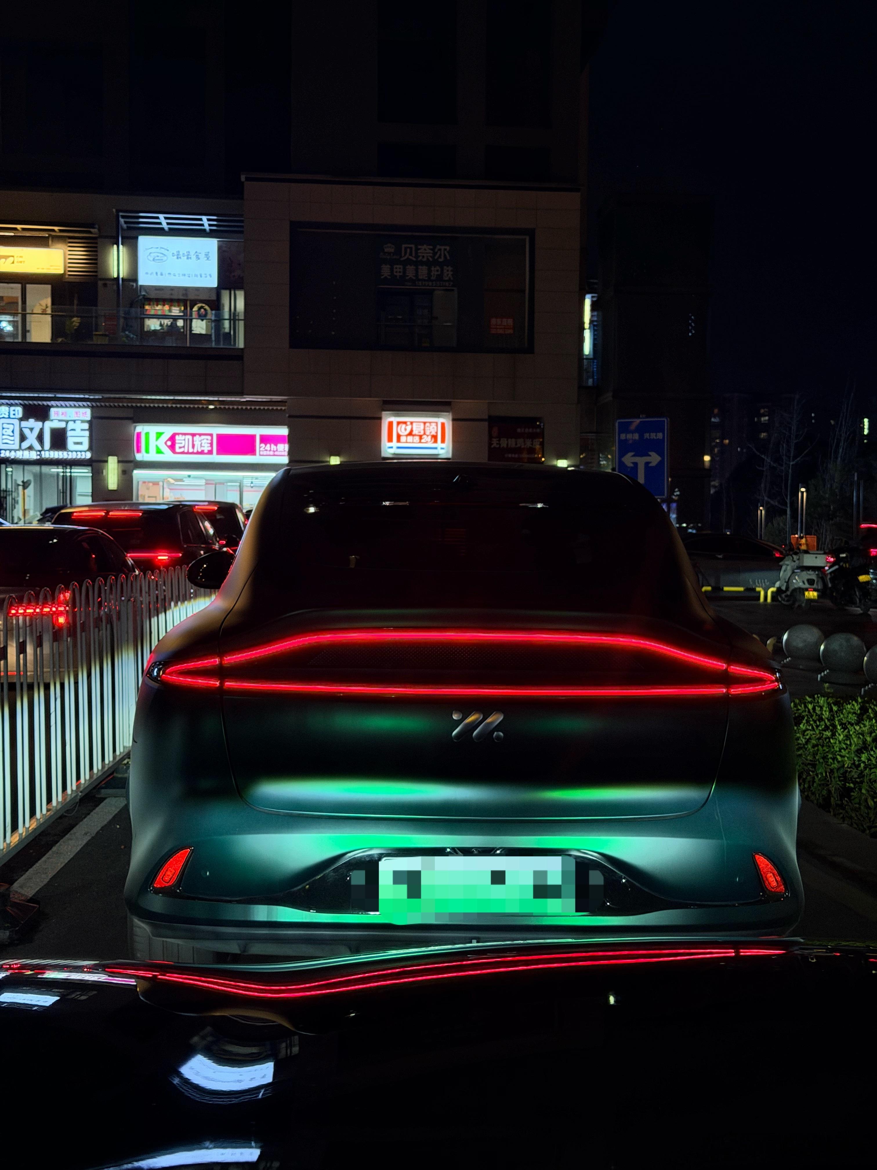 明天智己貌似🈶大新闻 蹲一个大v聊车汽场全开智己