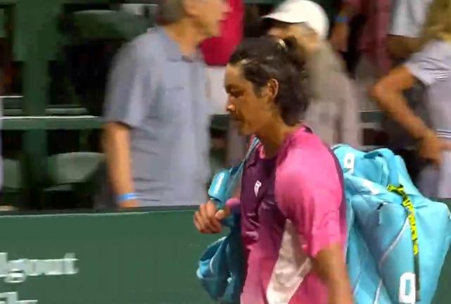 ATP250休斯顿次轮
张之臻6（5）-7,6（3）-7谢尔顿
双抢七不敌赛会头