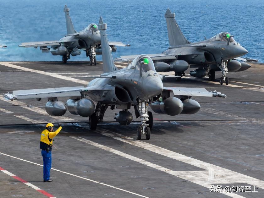 兄弟们，三哥又被法国人耍了
在增加了360亿美元，110架的天价订单后，法国人居