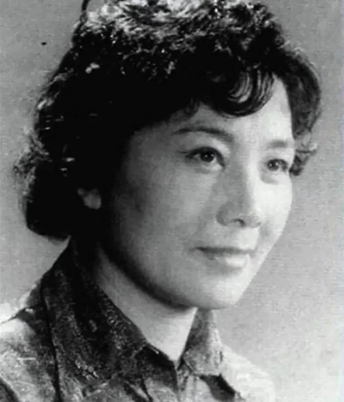 1949年，新中国成立後，韩复榘遺孀高藝珍竟給中央寫信，表示韓家東絨線衚衕47號