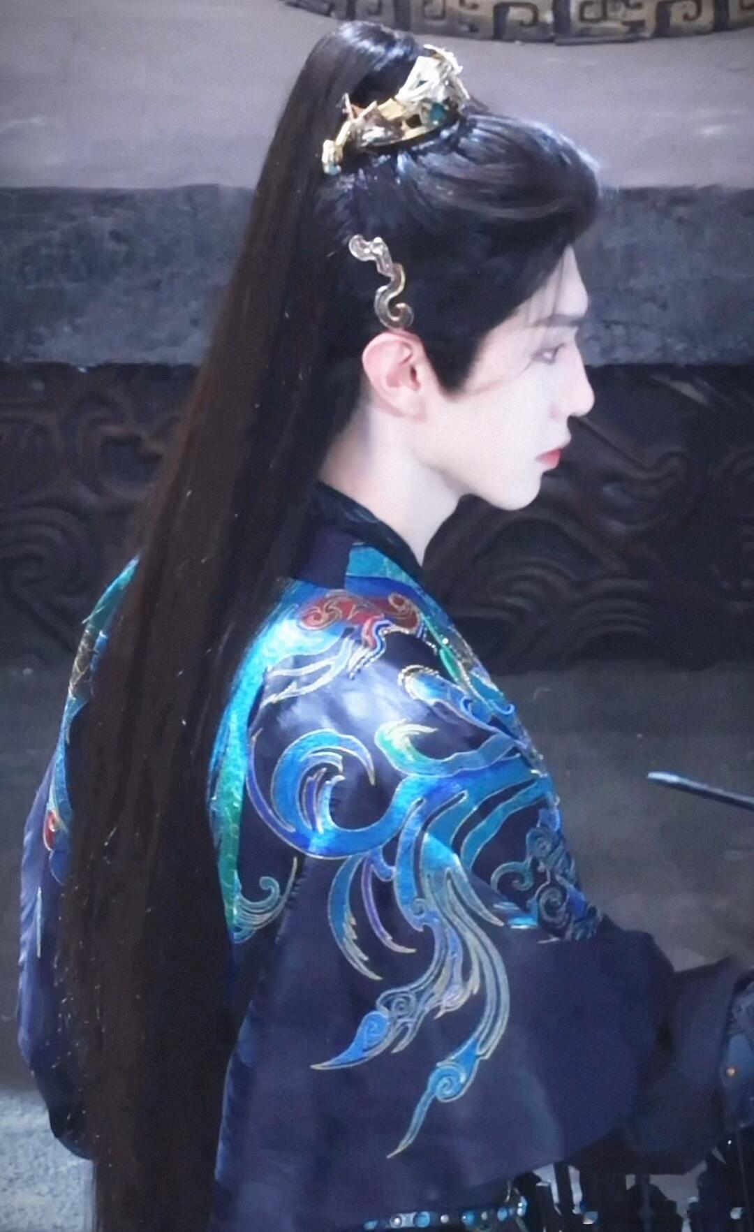 #陈哲远拍拍武术指导这一下#陈哲远为了自己的作品真的很用心了，拍武术指导的这一下