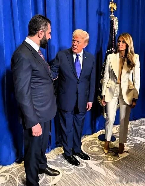 美国对叙利亚，突然松口了！

大消息！美国财政部刚刚宣布，把叙利亚两位高官总统艾