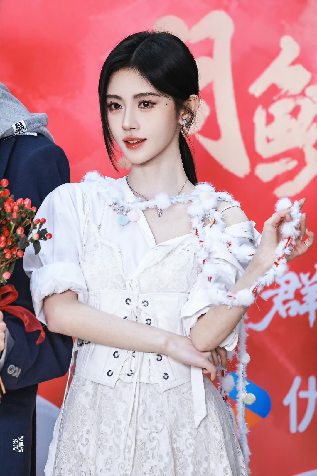 鞠婧祎 jjy鞠婧祎阿黛jjy鞠婧祎来战今天不是Hello Kitty 是hel