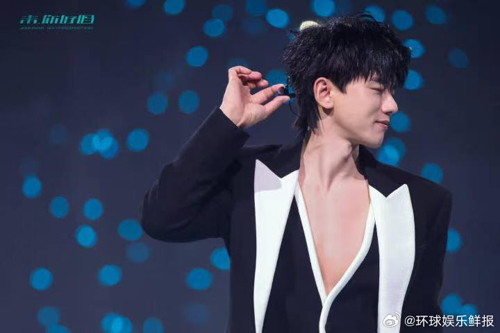 声线封神、舞台封神，张杰鸟巢演唱会标准，承包所有震撼与感动❤️张杰鸟巢演唱会标准