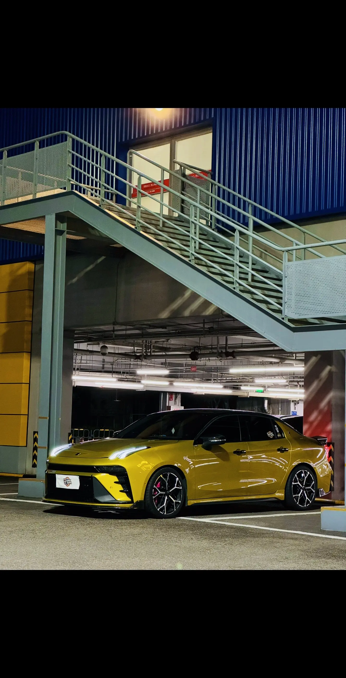 等一切风平浪静，风吹哪页读哪页。