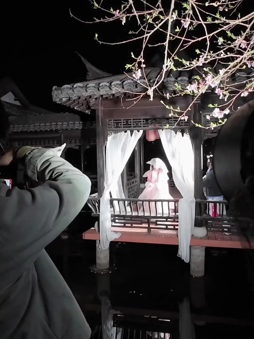 雁回时进行曲，好像拍到了路透