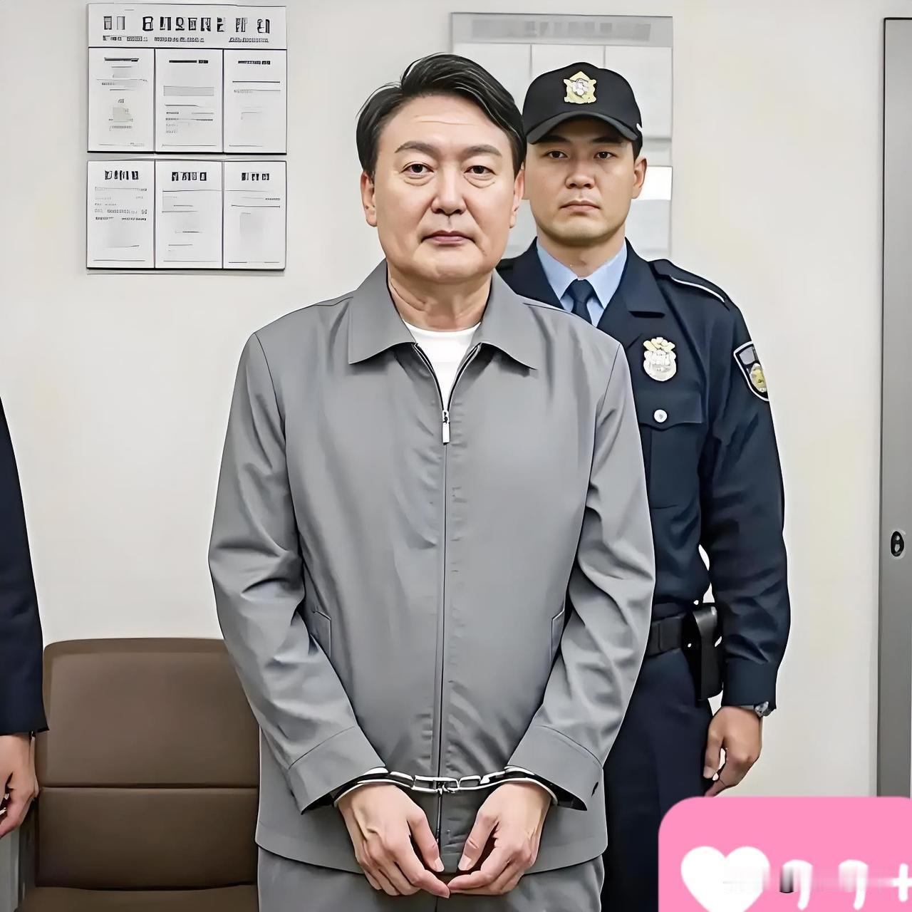 从总统到阶下囚
尹锡悦怕是逃不掉了
12月26日，韩国内乱特检组在首尔中央地方法