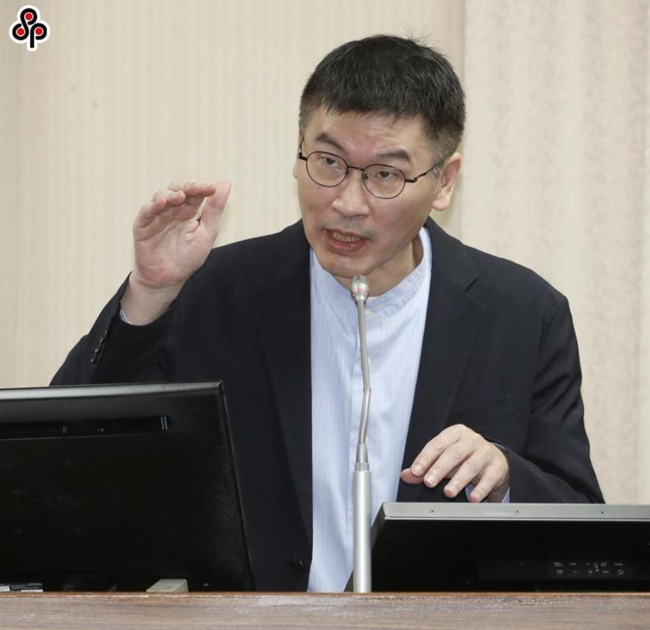 就在刚刚，

台“陆委会”发表声明，

4月19日，针对针对台商团体20日召开记