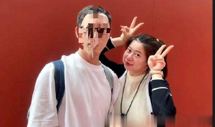这就是那个求锤得锤的货——因为在在网上胡说八道，刚刚大连公安被行政拘留。她说了些