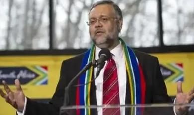 伊朗传来坏消息。
 
巴方忙活半天充当和事佬，结果伊朗高层直接点名巴基斯坦压根不