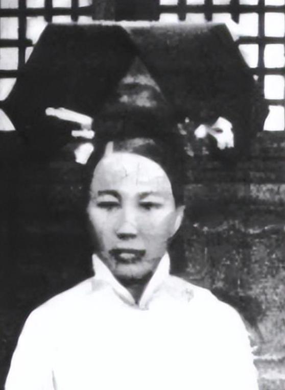 溥仪从小有个"坏习惯"，奶娘羞于启齿，宫女太监也不得不回避。 
 
1908年，
