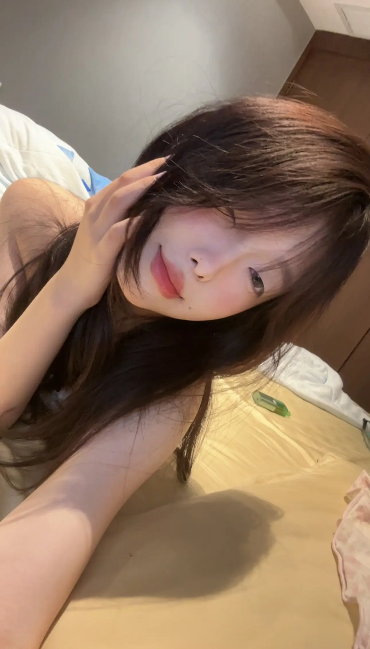 我现在要的是LV而不是love