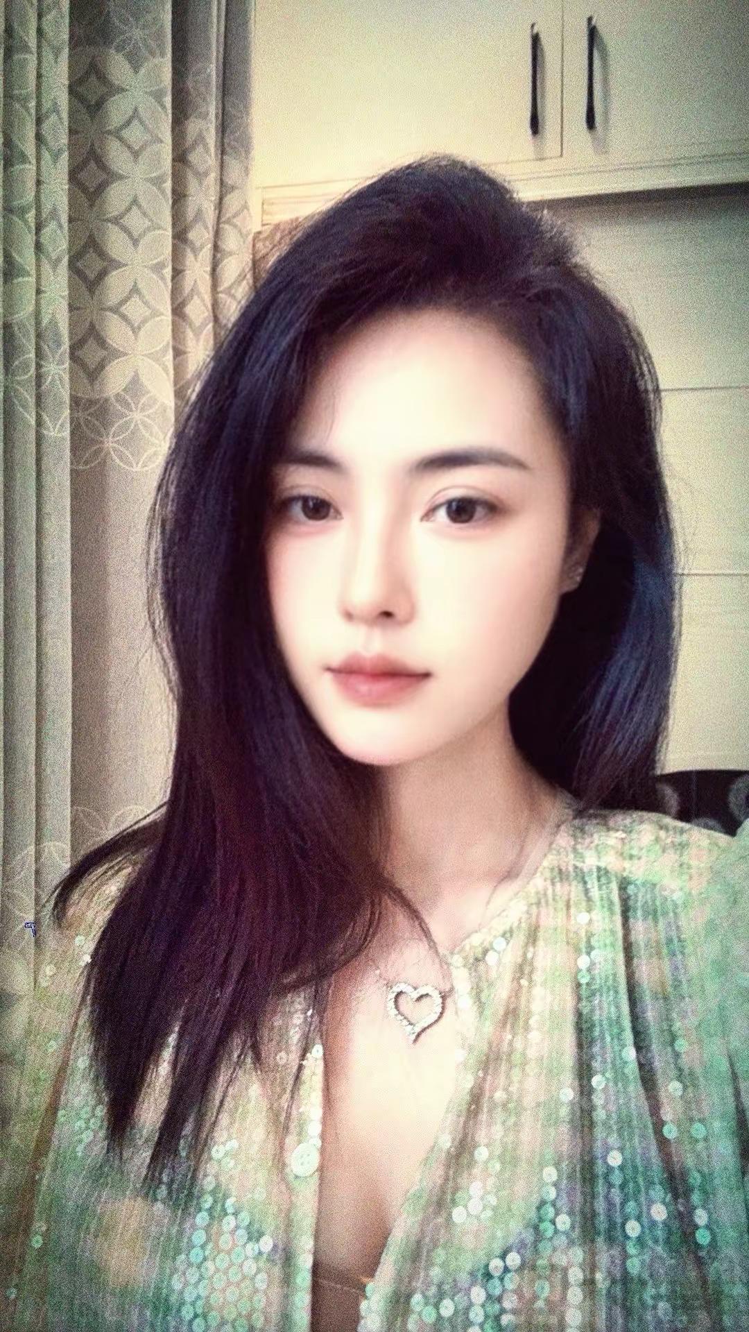 神啊  救救我吧一把年纪了一个爱人都没有陈小春
