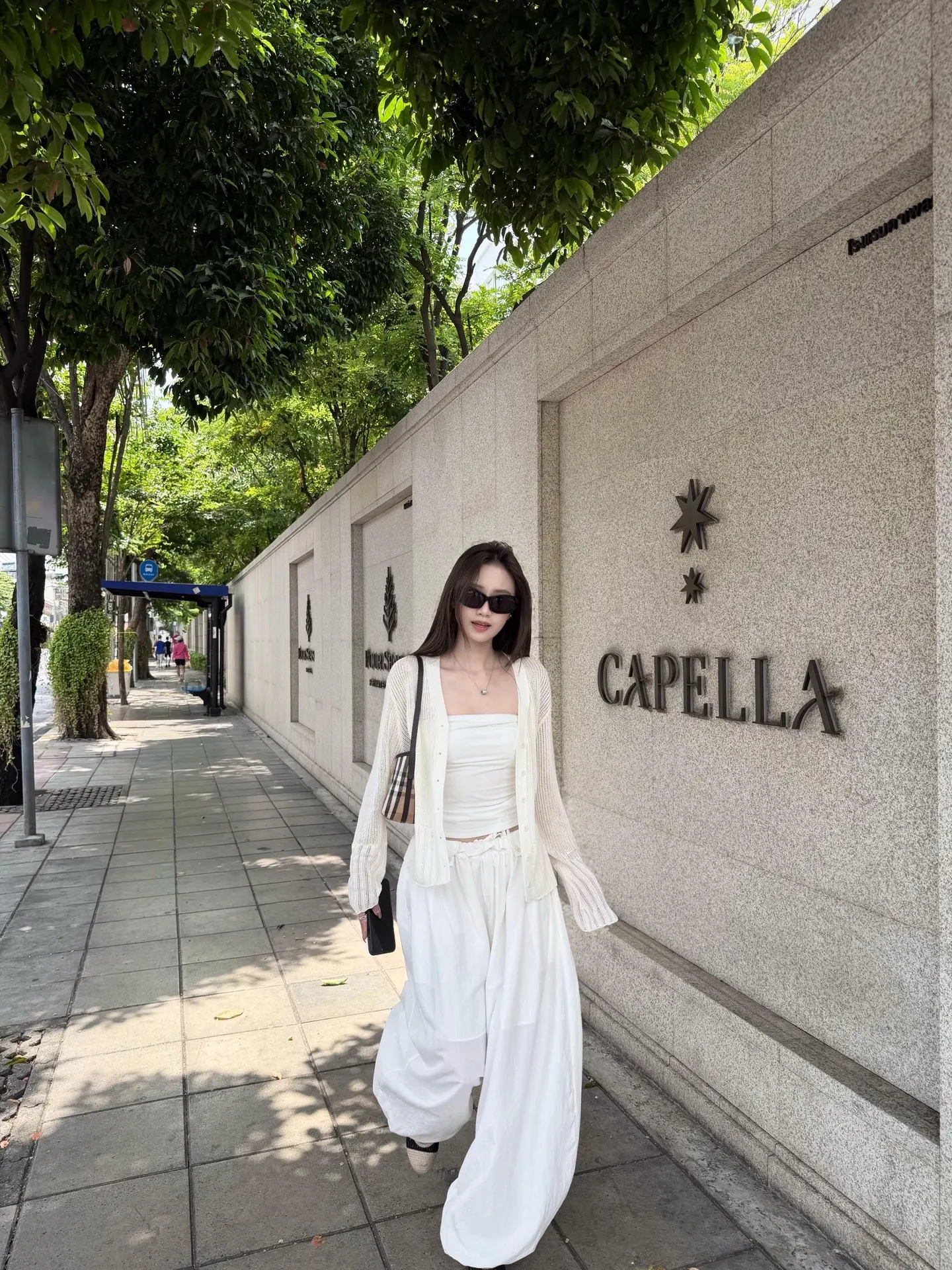 女人一身白 哪有不发财