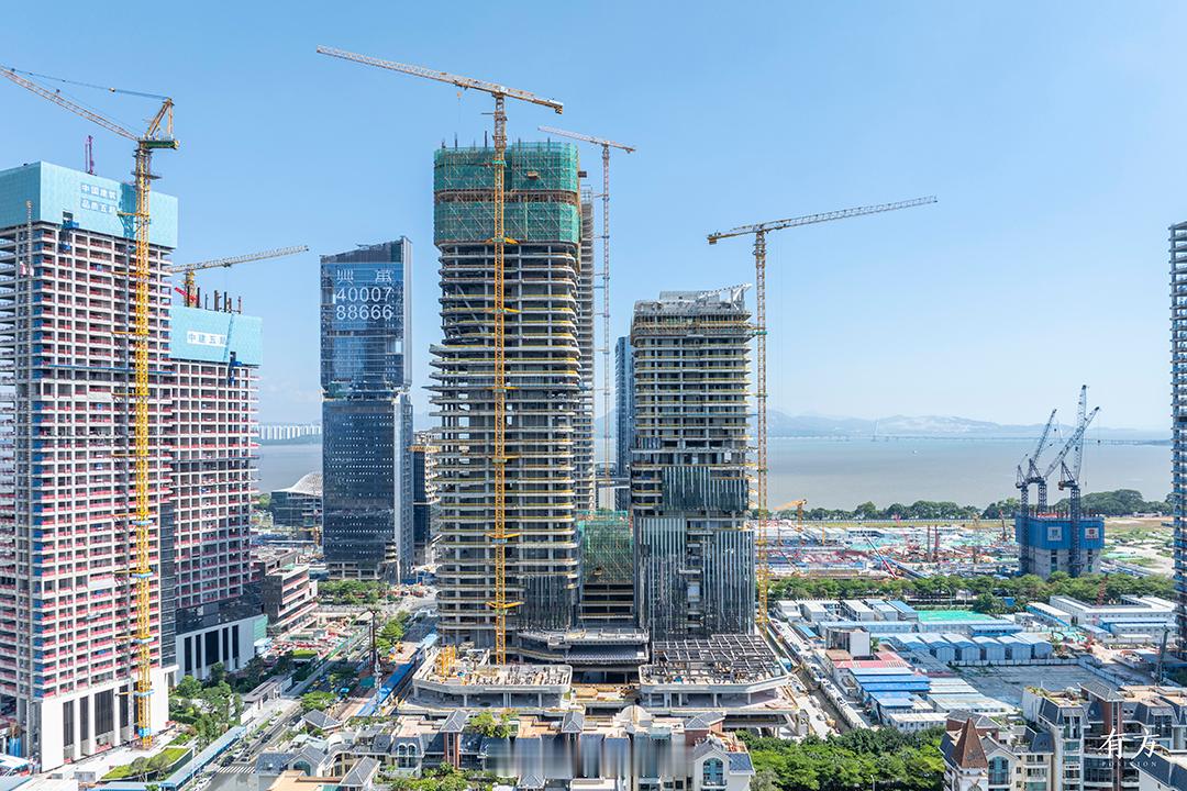 深圳深超总的京东总部，明年建成，总建筑面积约25.1万平方米，投资31亿元。这里