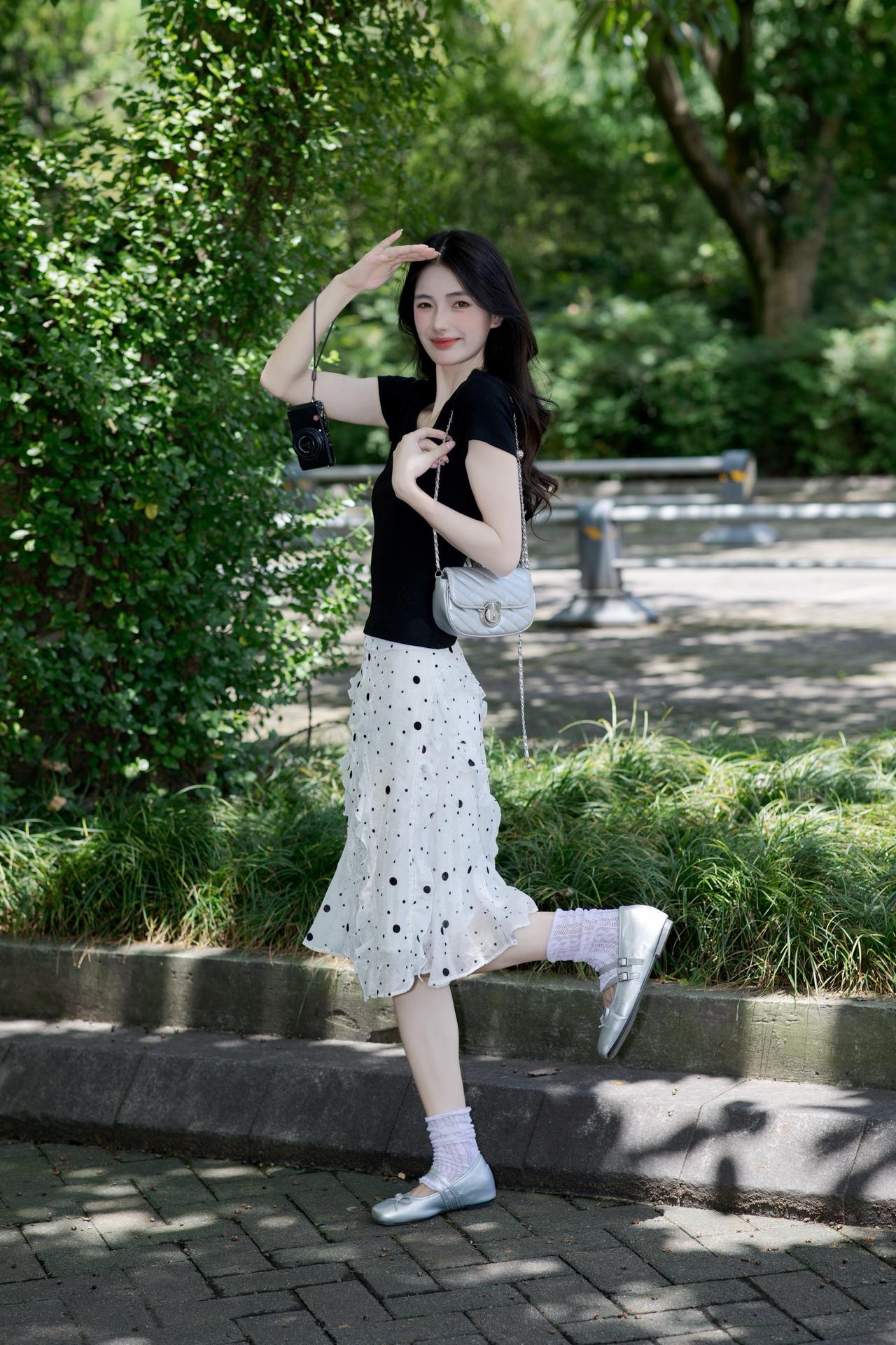少女感夏日ootd 超出片的度假风穿搭 穿美裙赴夏日之约 随性穿搭 小个子穿搭