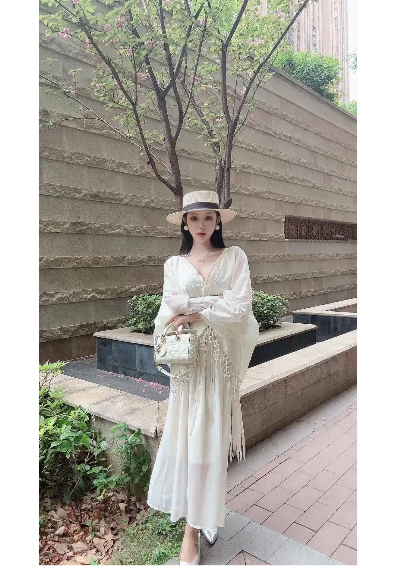 清汤寡水的生活被造谣的风生水起。