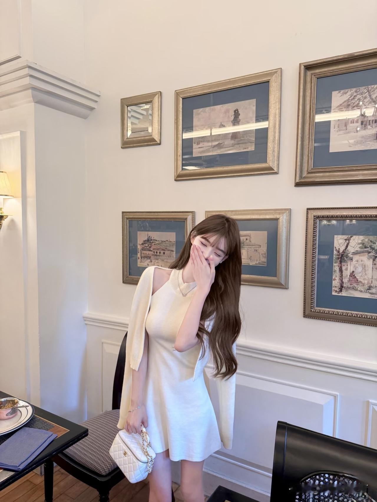 有生之年
有幸遇见
恰好心动
美女 气质美女  温柔气质美女