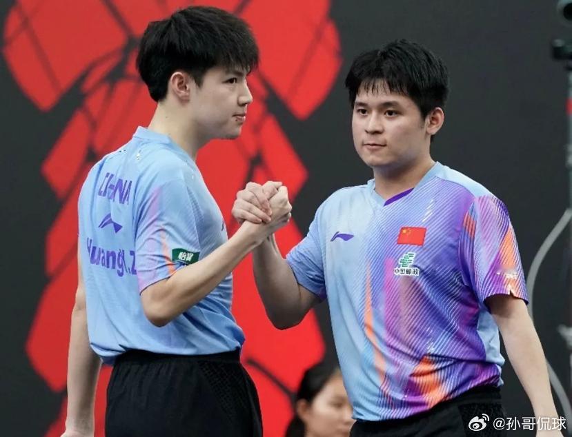 林诗栋黄友政3-0横扫队友 晋级WTT太原男双八强2026年4月9日，WTT太原