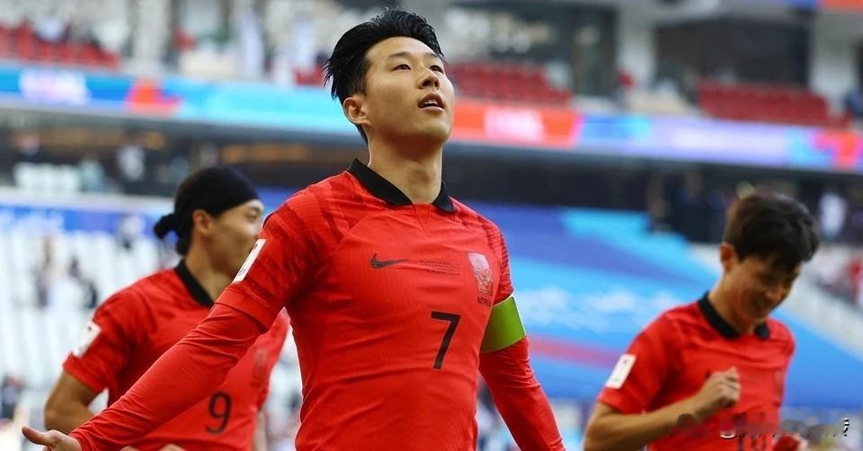 韩国队被批评时的反应

韩国队在2023年亚洲杯开局表现一般后，承受着巨大的压力
