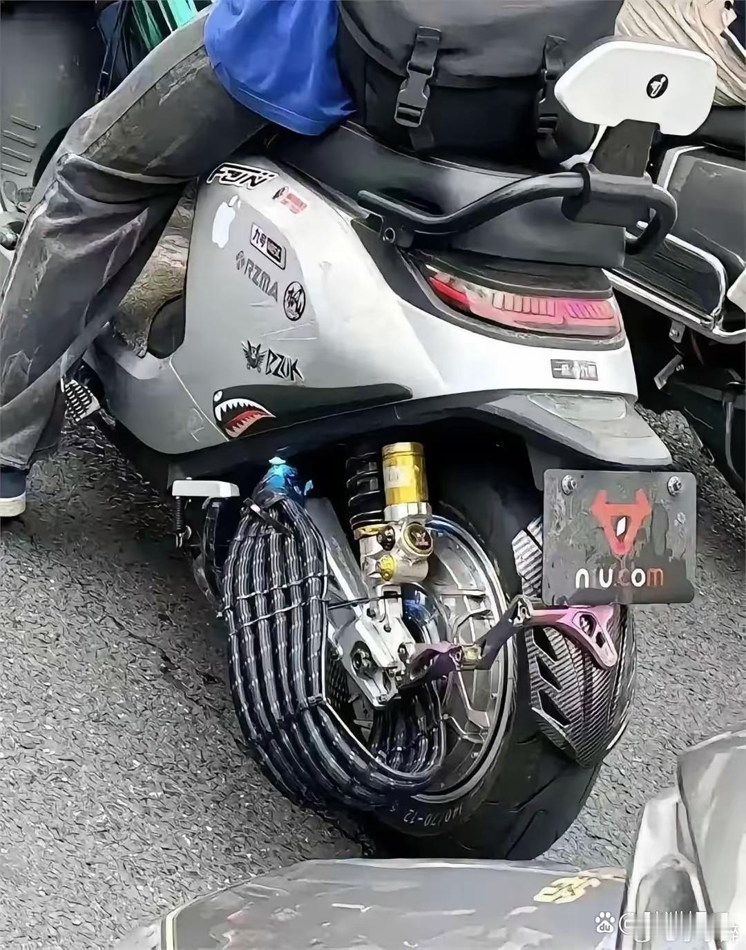 这些电动摩托车能达到多高？为什么要这样设计？（转） ​​​