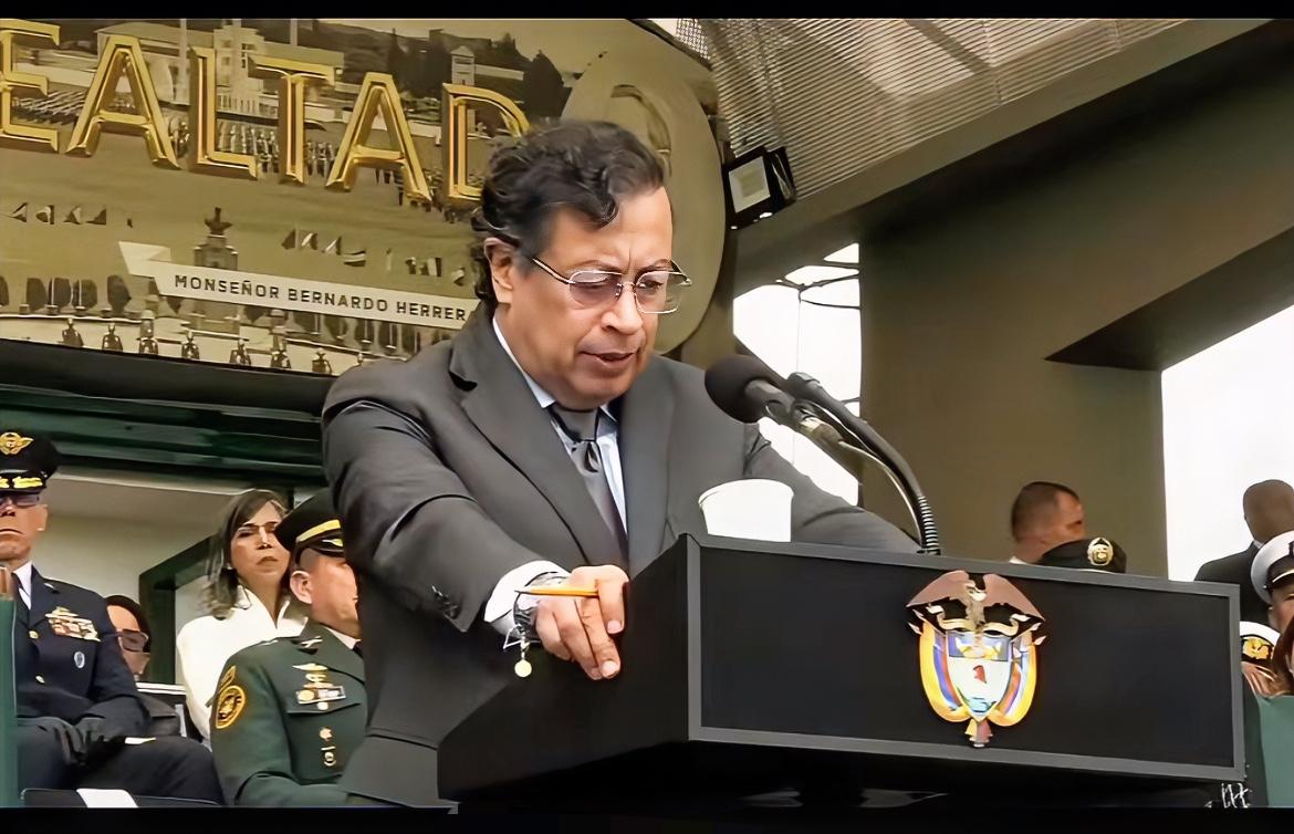 美国又把黑手伸向哥伦比亚了！

哥伦比亚总统佩特罗又是一硬茬，他可不惯着美国。他