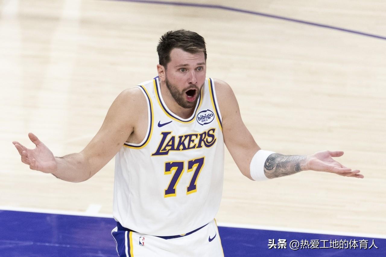 联盟还是不想让禁赛影响收视率
东契奇的第16次技犯在球队申诉后被取消
昨天湖人v