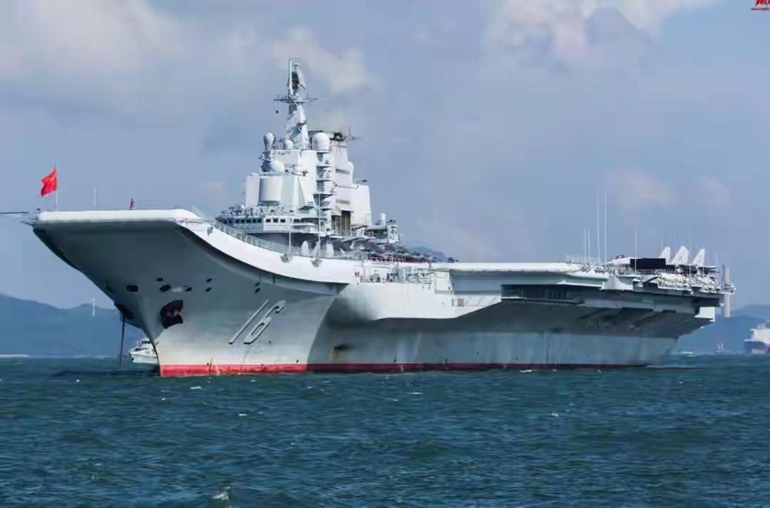 ✨我们中国的第四艘航母就要到来✨

🐼 一名叫做“何剑”的19岁新兵已经报道。