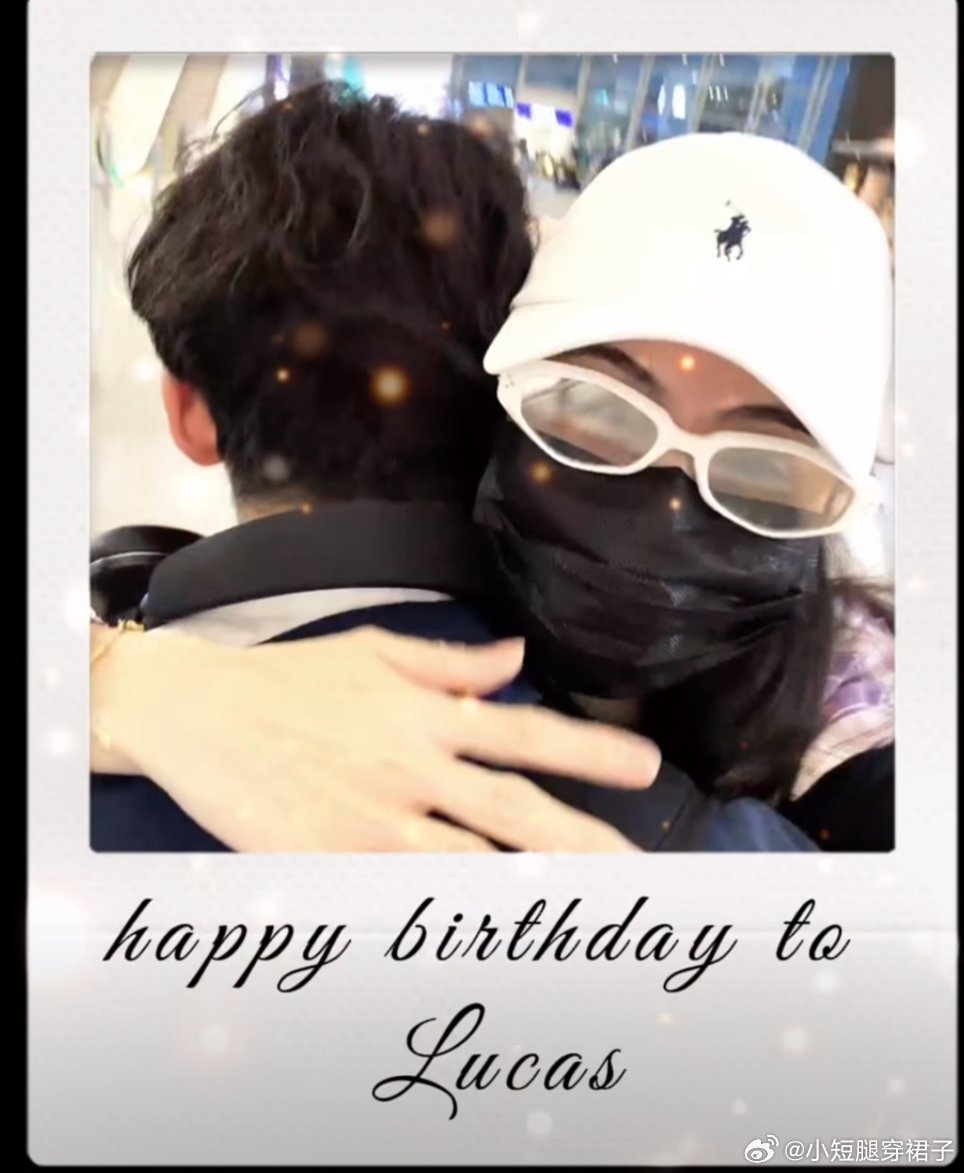 Lucas19岁了真的很快哟，大帅哥生日快乐。又是羡慕张柏芝的一天。 
