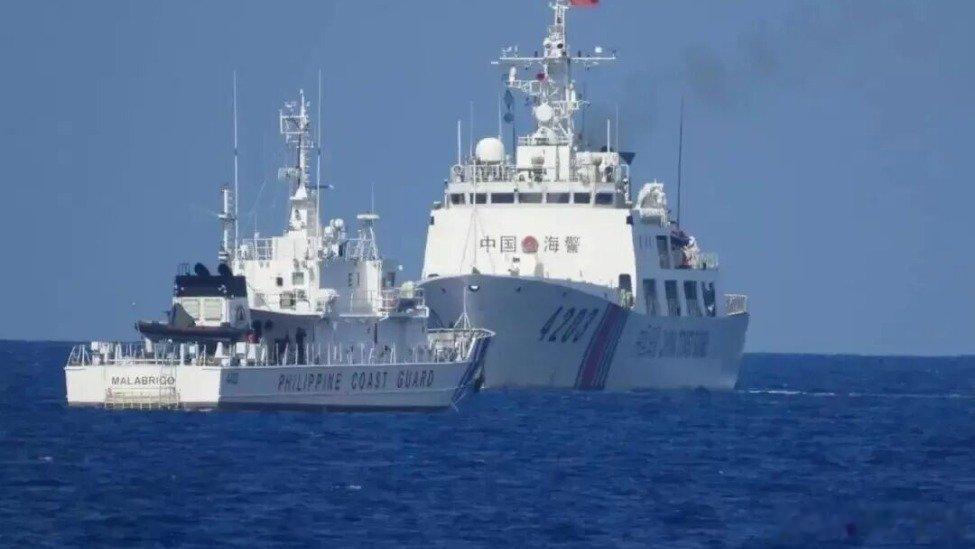 凤凰新闻【中国一天连射三箭，回敬美国和它的帮凶们】中国周日一天内连发三项声明，回