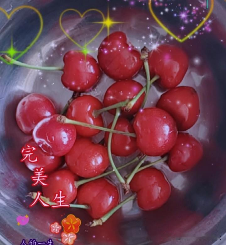 超级迷瞪的副高级老师

“哥哥，今天太热了，我不想走着回家。你骑电车来接我好吗？