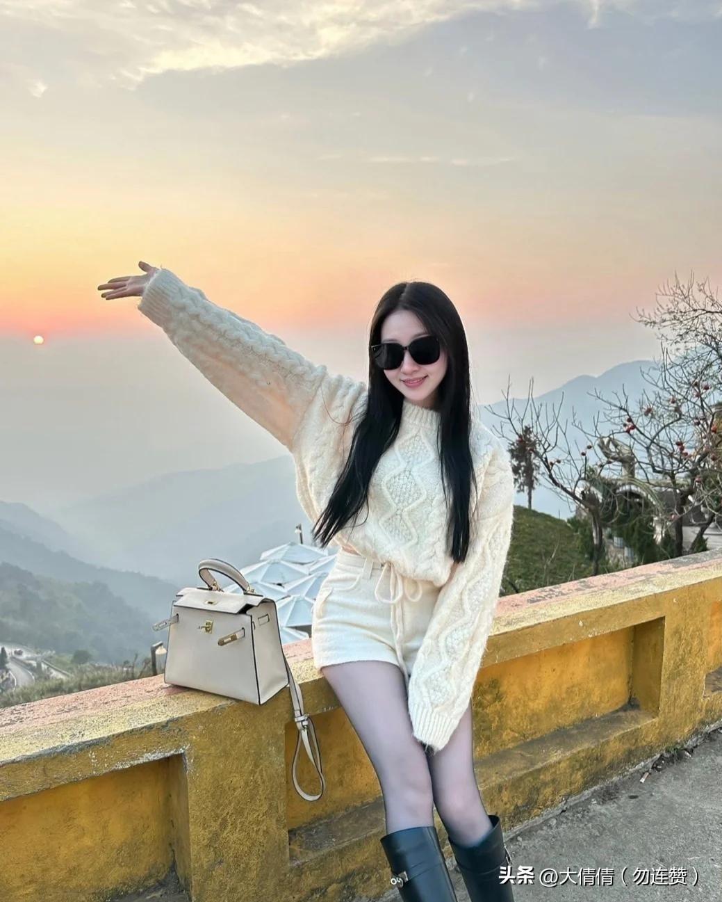 越努力越不顺的时候，
你要停下来，
不是运气差，是你不会养气运。
很多人拼命折腾