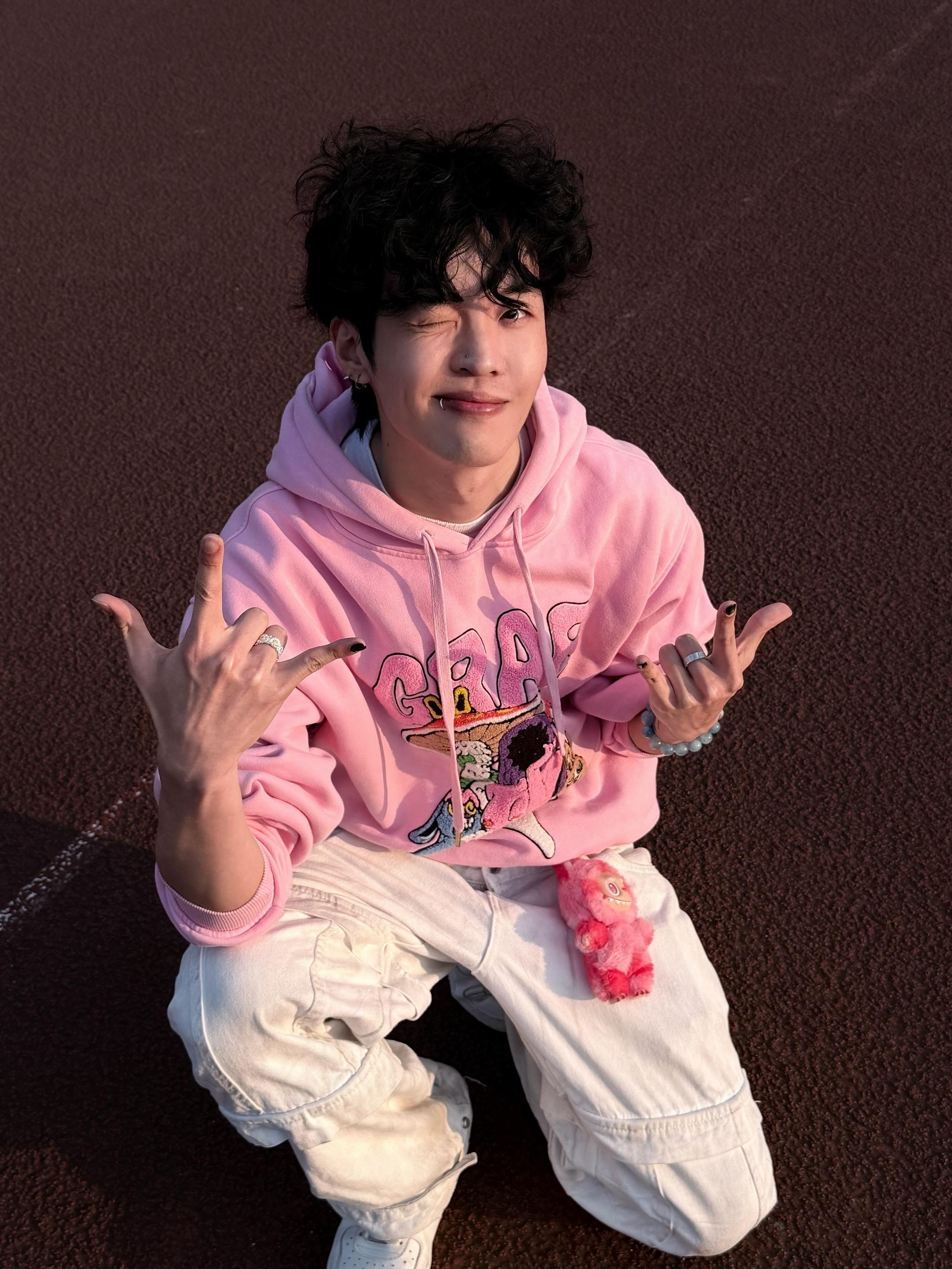 这张亖嘴！到底在厉害什么！