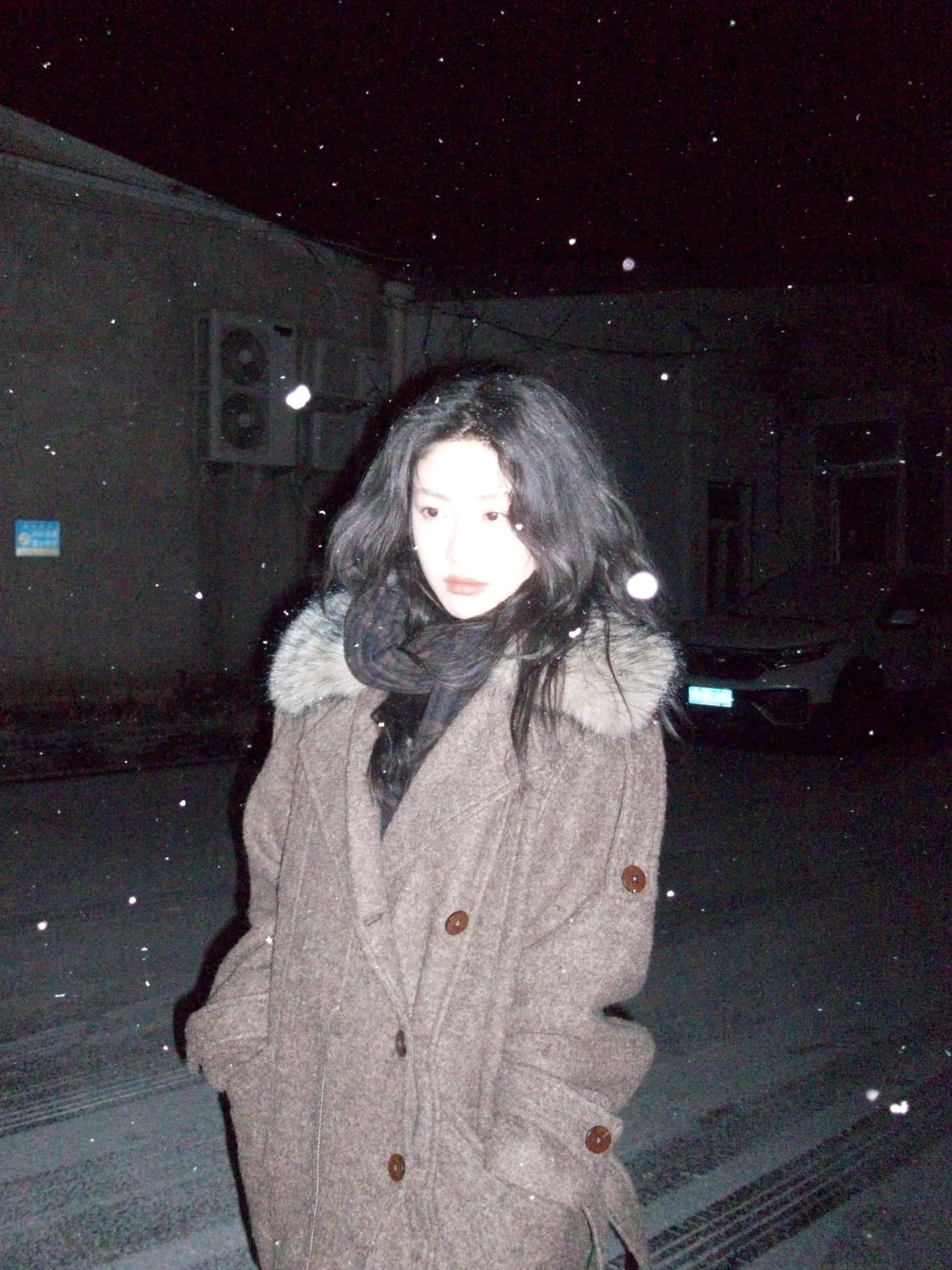 向涵之  黑夜 雪景  拍下的高曝光胶片🎞️ 