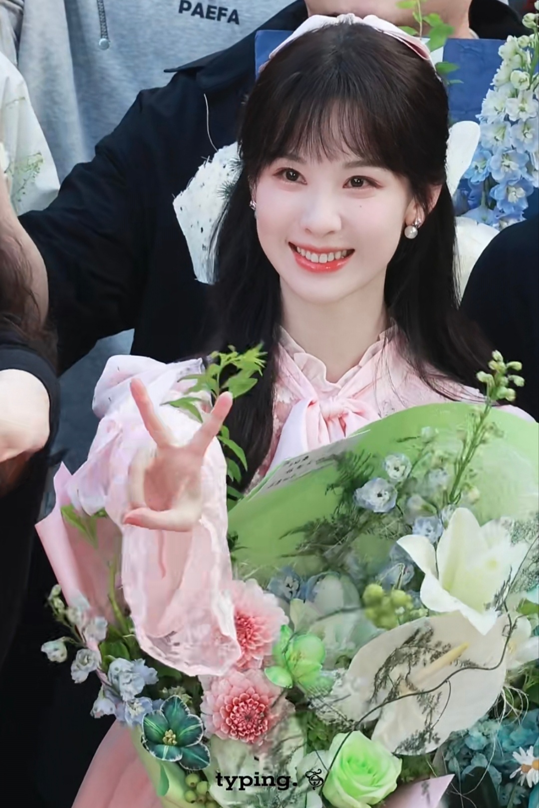 所有人都知道陈都灵是萌兔啦🥰 